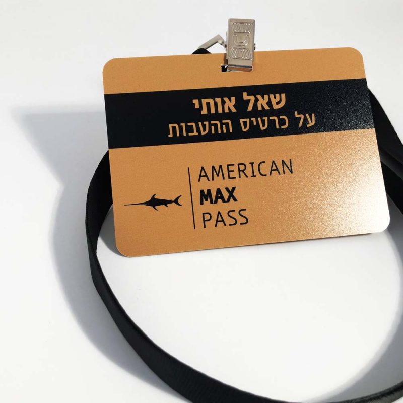 פי סי גרף  חריטה והדפסה על מוצרים.