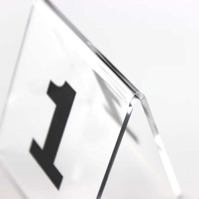 פי סי גרף  חריטה והדפסה על מוצרים.